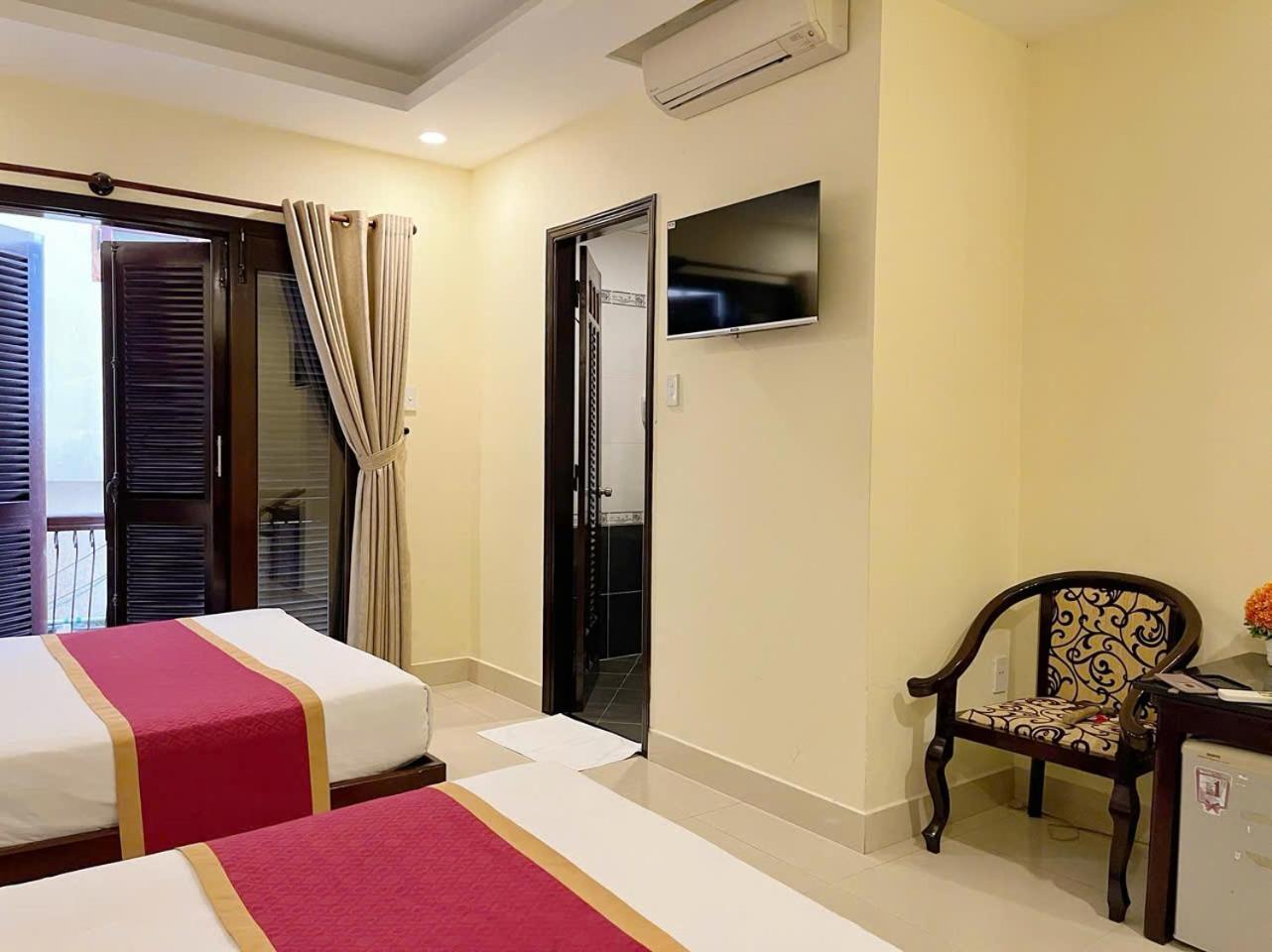 Golden River Hotel Хоян Екстер'єр фото